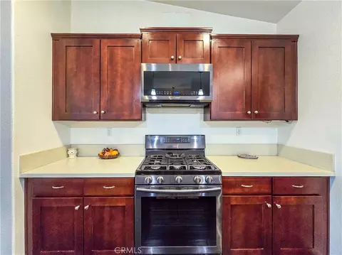 Kitchen - 12833 Algonquin, Apple Valley, CA 92308 photo 1 of 6