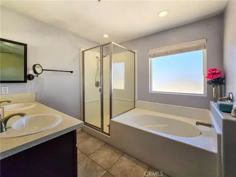 Bath - 12833 Algonquin, Apple Valley, CA 92308 photo 6 of 6