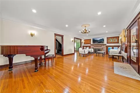 Living - 2728 E 1st, Long Beach, CA 90803 photo 1 of 3