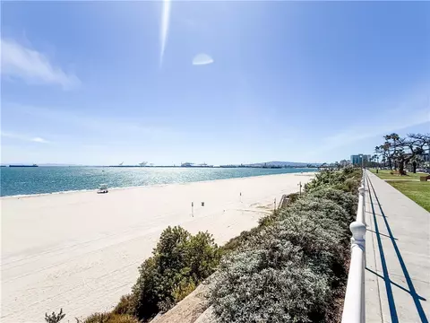 View/Area - 2728 E 1st, Long Beach, CA 90803 photo 4 of 5