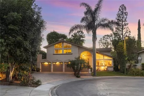 Exterior - 701 Pepper Tree, Long Beach, CA 90815 photo 5 of 8