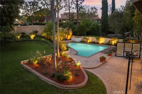 Exterior - 701 Pepper Tree, Long Beach, CA 90815 photo 6 of 8
