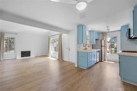 1330 Cabrillo Park #F, Santa Ana, CA 92701