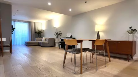 2910 Neilson Way #208, Santa Monica, CA 90405