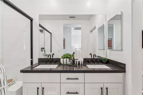 Bath - 12151 Victory, Garden Grove, CA 92840 photo 1 of 1