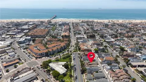 513 Pecan Ave, Huntington Beach, CA 92648