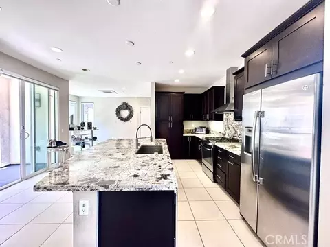 812 Brickyard, Costa Mesa, CA 92627