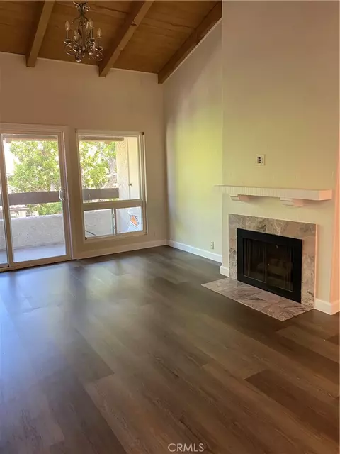 21372 Brookhurst, Huntington Beach, CA 92646