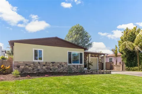 2206 S Shelton, Santa Ana, CA 92707