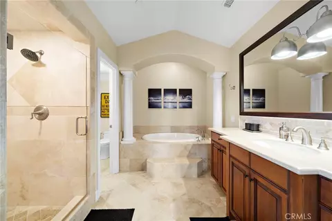Bath - 7722 E Sandberg, Orange, CA 92869 photo 5 of 8