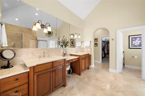 Bath - 7722 E Sandberg, Orange, CA 92869 photo 3 of 8