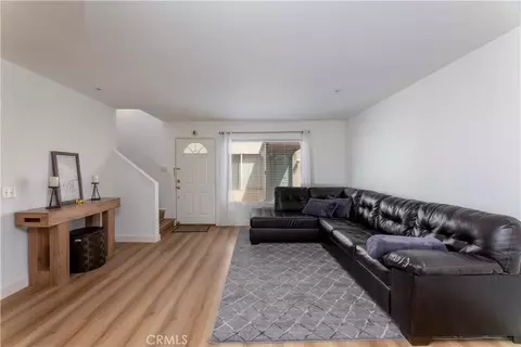 8800 Burnet #12, North Hills, CA 91343