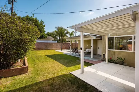Exterior - 1306 E Rose Ave, Orange, CA 92867 photo 2 of 6
