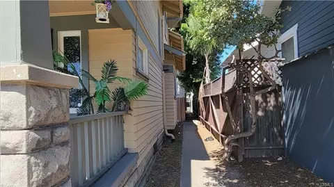 Exterior - 833 Cedar, Long Beach, CA 90813 photo 5 of 5