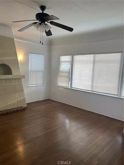 Living - 833 Cedar, Long Beach, CA 90813 photo 1 of 6