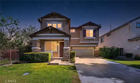 16527 Medinah St, Fontana, CA 92336