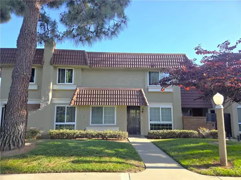 6909 Andrew Way, Cypress, CA 90630