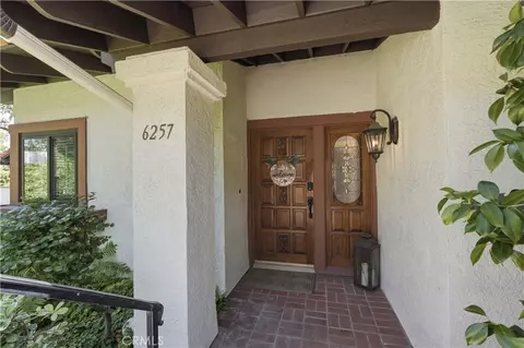 6257 Riviera Cir, Long Beach, CA 90815