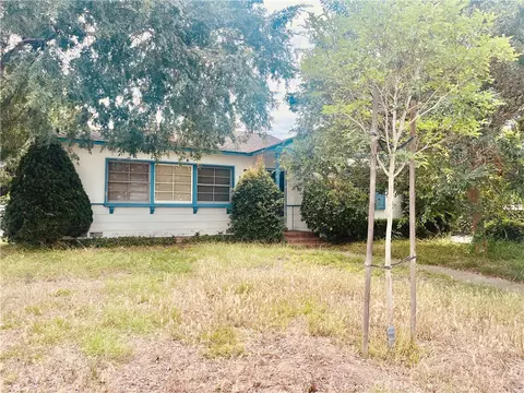 2698 Redlands Dr, Costa Mesa, CA 92627