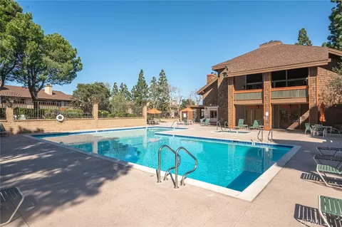 2512 E Willow St #205, Signal Hill, CA 90755