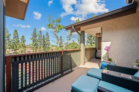 2512 E Willow St #205, Signal Hill, CA 90755