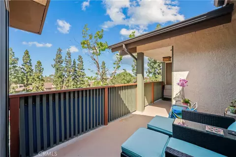 2512 E Willow St #205, Signal Hill, CA 90755