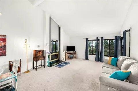 2512 E Willow St #205, Signal Hill, CA 90755