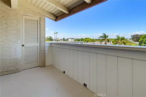 Exterior - 2805 E 3rd #20, Long Beach, CA 90814 photo 3 of 7