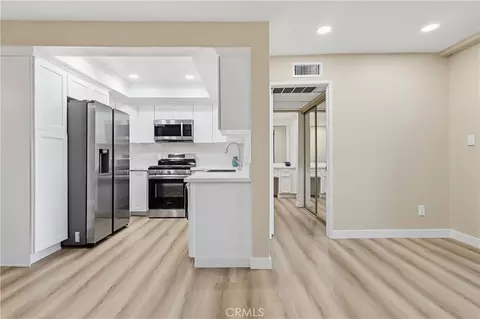 Other - 2805 E 3rd #20, Long Beach, CA 90814 photo 4 of 10