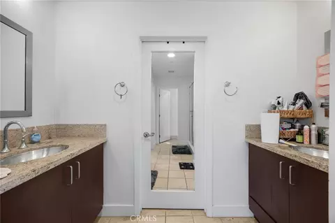 Bath - 19 Delancy, Irvine, CA 92612 photo 1 of 3