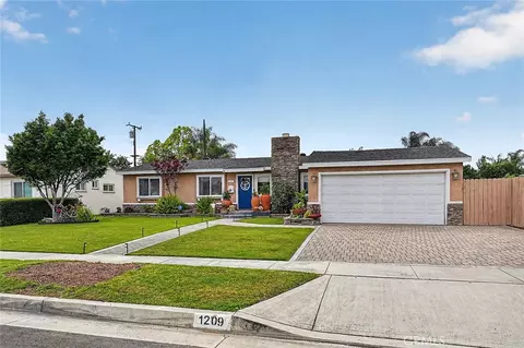 1209 S East Gates, Anaheim, CA 92804