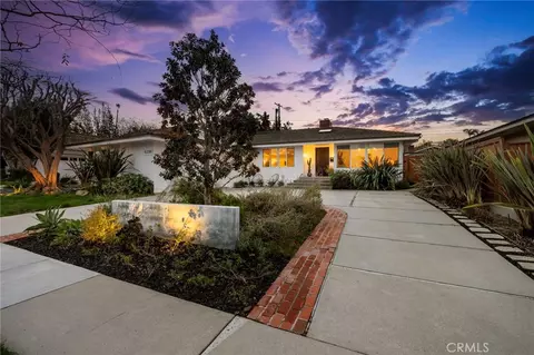 5230 E Los Flores St, Long Beach, CA 90815
