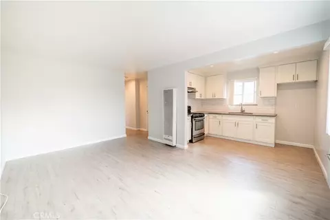 Living - 580 N Holliston Ave, Pasadena, CA 91106 photo 1 of 1
