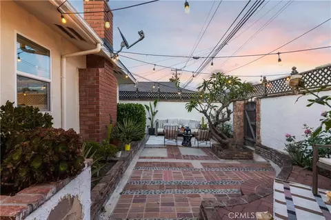 Exterior - 6242 E Pageantry St, Long Beach, CA 90808 photo 4 of 12
