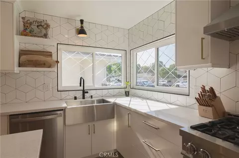 Kitchen - 6242 E Pageantry St, Long Beach, CA 90808 photo 7 of 7