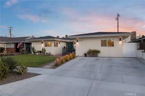 Exterior - 6242 E Pageantry St, Long Beach, CA 90808 photo 8 of 12