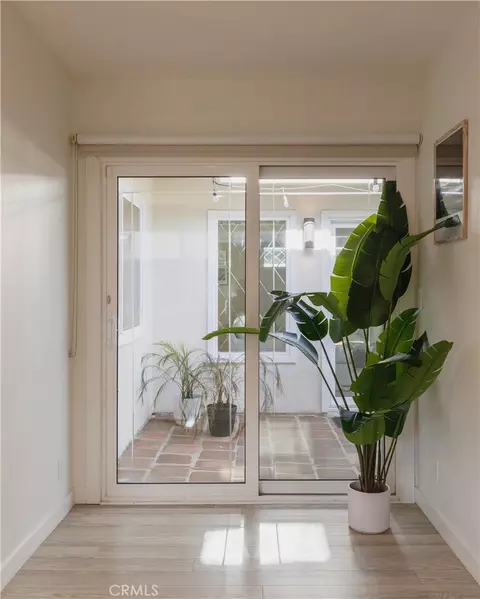 Entry Way - 6242 E Pageantry St, Long Beach, CA 90808 photo 3 of 3