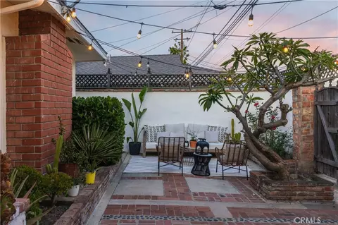 Exterior - 6242 E Pageantry St, Long Beach, CA 90808 photo 2 of 12