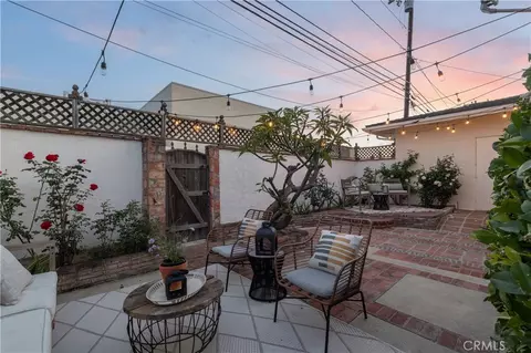 Exterior - 6242 E Pageantry St, Long Beach, CA 90808 photo 3 of 12