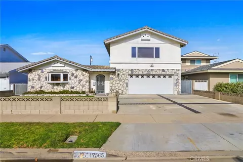 17565 Santa Monica, Fountain Valley, CA 92708