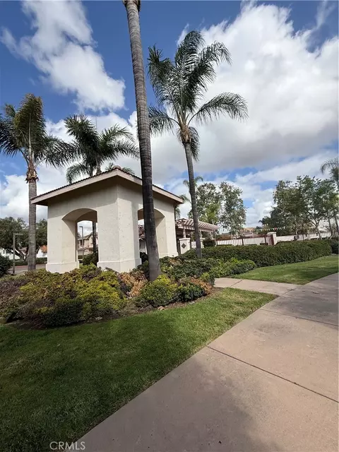 Exterior - 200 River Rock Ct, Santee, CA 92071 photo 4 of 10