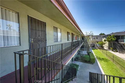 437 Bonito, Long Beach, CA 90802 photo 5