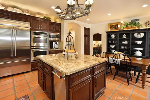 2225 Bowman Ave, Tustin, CA 92782