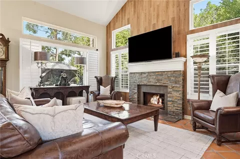 Living - 2225 Bowman Ave, Tustin, CA 92782 photo 2 of 4