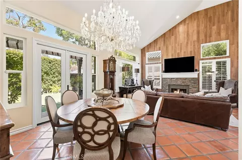 Dining - 2225 Bowman Ave, Tustin, CA 92782 photo 2 of 2