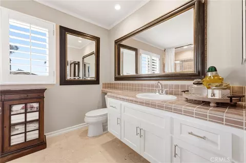 Bath - 2225 Bowman Ave, Tustin, CA 92782 photo 5 of 6