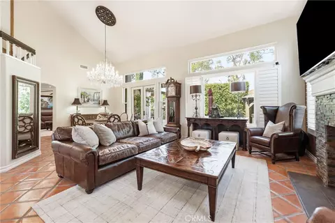 2225 Bowman Ave, Tustin, CA 92782