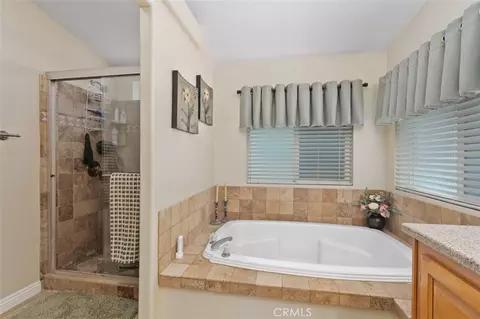Bath - 33530 Wright, Menifee, CA 92584 photo 3 of 3