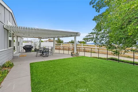 Exterior - 33530 Wright, Menifee, CA 92584 photo 4 of 10