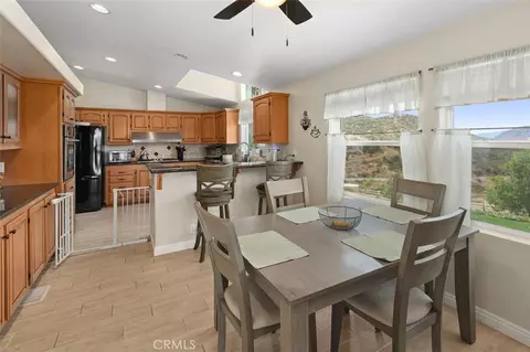 Dining - 33530 Wright, Menifee, CA 92584 photo 3 of 4